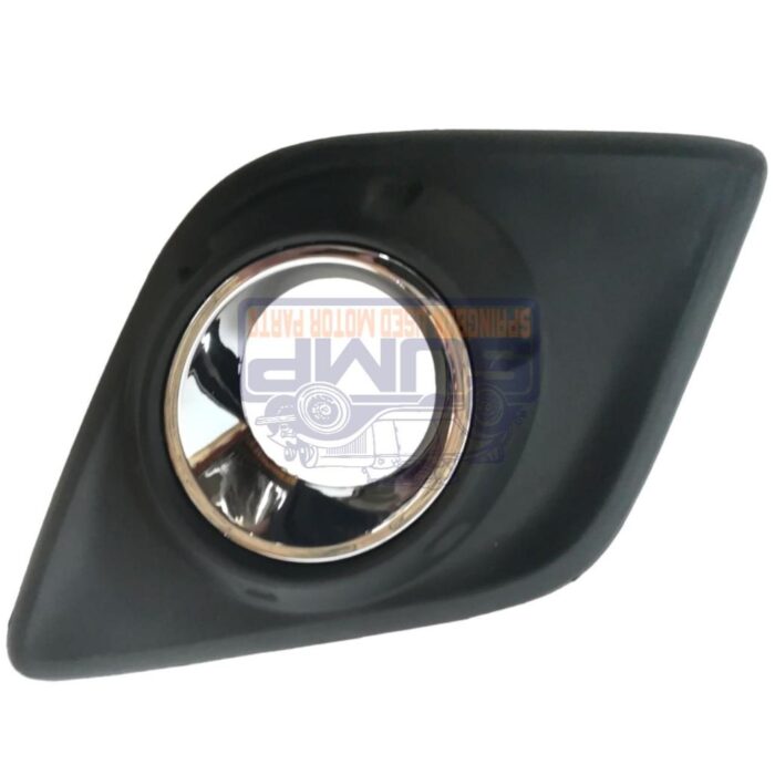 Bumper Grill Hilux GD6 2X4 16 - Up (+ Hole With Chrome TRIM)
