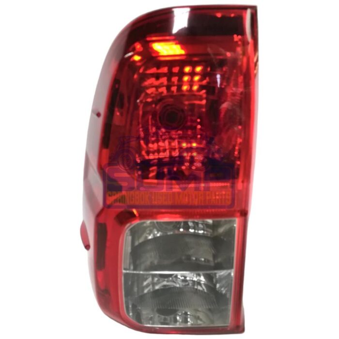 Tail Lamp Toyota Hilux 16 - Up Lh