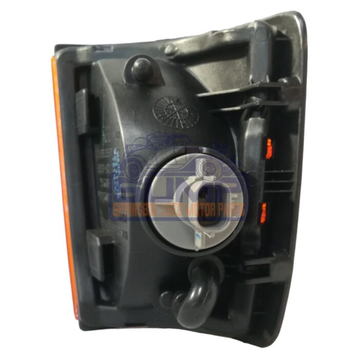 Corner Lamp Ford Courier - Image 2