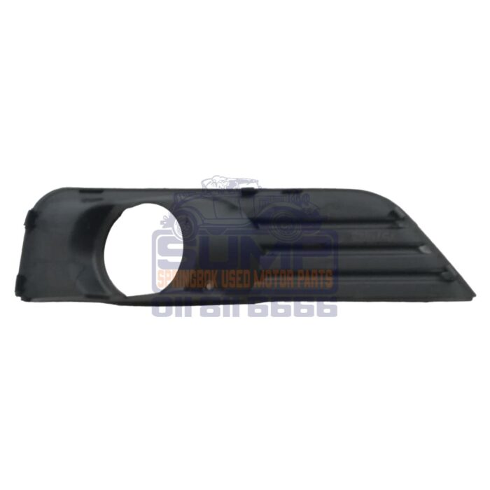 Bumper Grill Focus 05 - 07 With Hole - Image 2