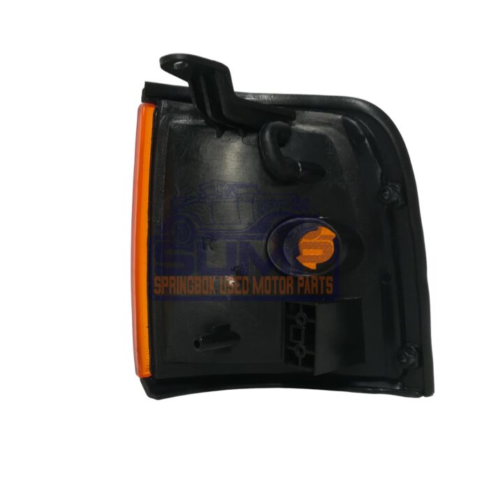 Corner Lamp Front Isuzu Ldv - Amber - Image 2
