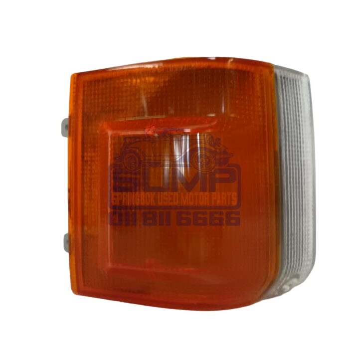 CORNER LAMP VENTURE STALLION 87 - UP