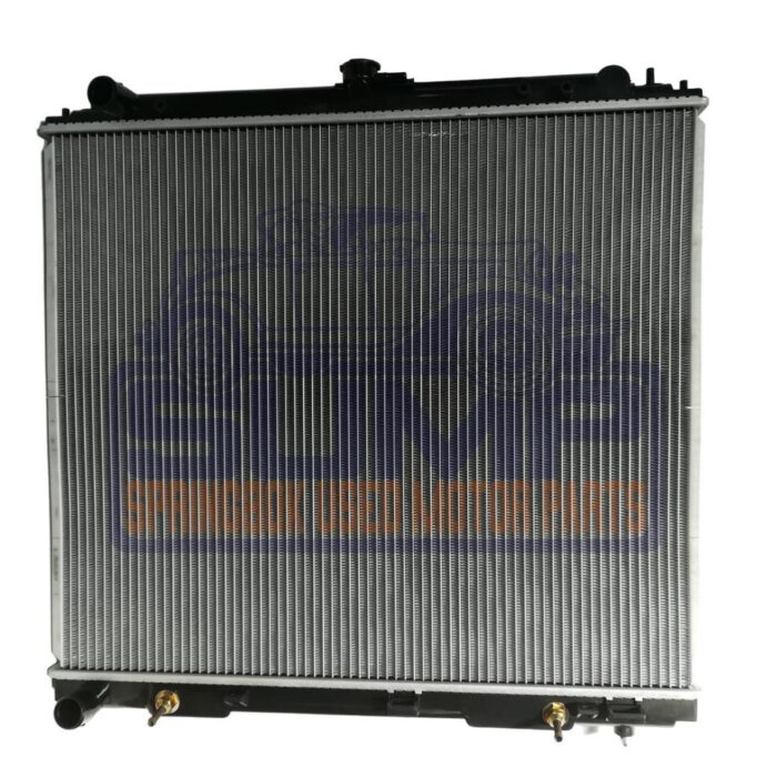 RADIATOR NAVARA 2 . 5 AUTO 06 - UP