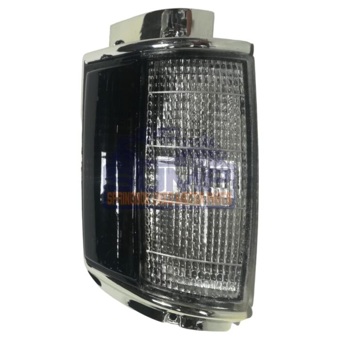 CORNER LAMP HILUX 4 X 4 YN 65 LIGHT SMOKE