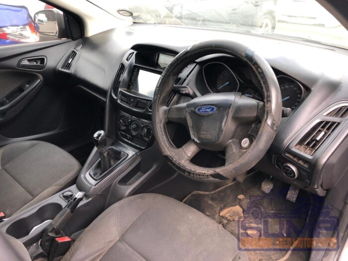 FORD FOCUS 1 . 6 Ti VCT AMBIENTE GRAY 2012 ( 29911 ) - Image 10