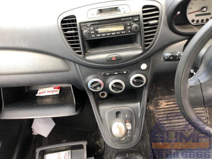 HYUNDAI , I 10 1 . 2 GLS A / T , BLACK , 2009 ( 30472 ) - Image 11