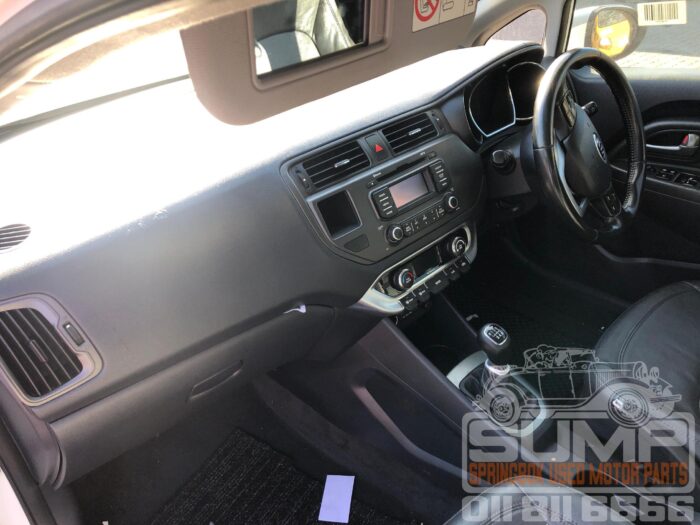 KIA , RIO 1 . 4 TEC 4 DR , WHITE , 2014 ( 30483 ) - Image 9