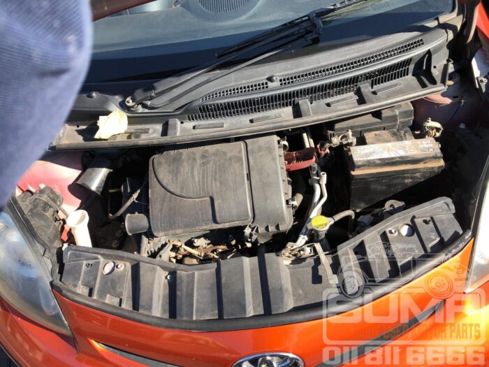 TOYOTA , AYGO 1 . 0 INFERNO LTD 5 DR , ORANGE , 2012 ( 30484 ) - Image 11
