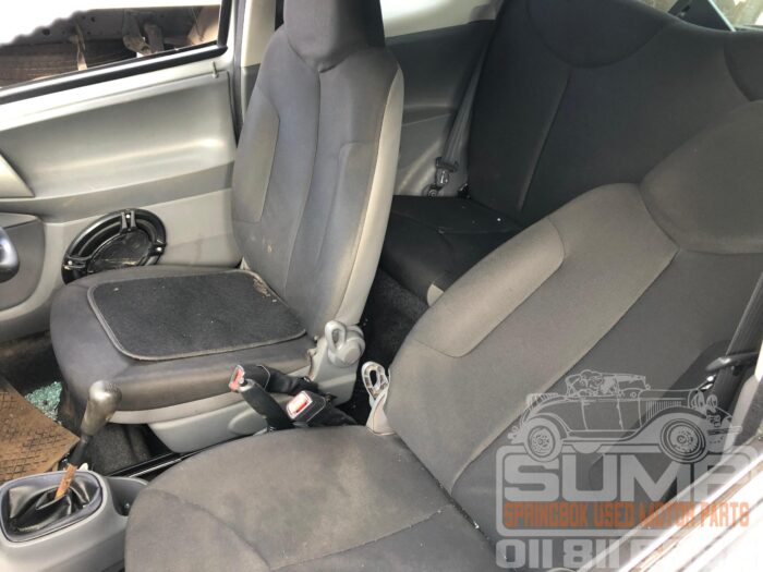 TOYOTA , AYGO 1 . 0 FRESH 3 DR , SILVER , 2011 ( 30495 ) - Image 10