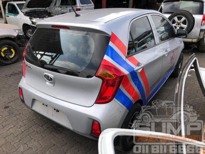 KIA , PICANTO 1 . 0 LX , SILVER , 2015 ( 30497 ) - Image 4