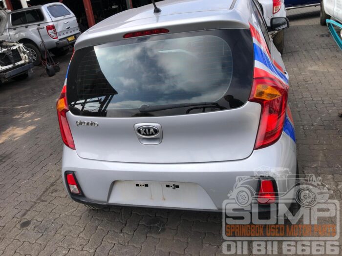 KIA , PICANTO 1 . 0 LX , SILVER , 2015 ( 30497 ) - Image 5