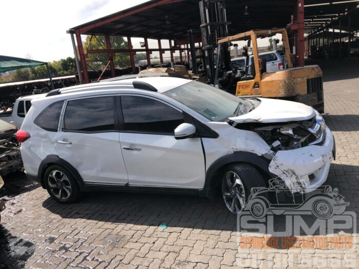 HONDA , BR - V 1 . 5 ELEGANCE CVT , WHITE , 2017 ( 30500 ) - Image 3