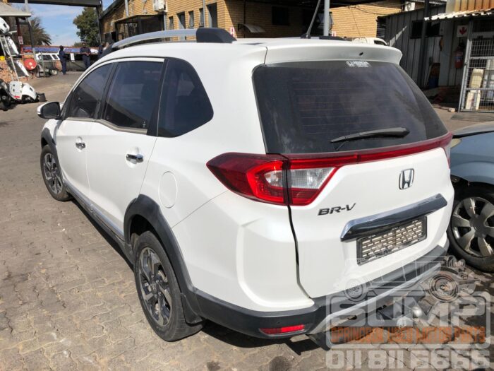 HONDA , BR - V 1 . 5 ELEGANCE CVT , WHITE , 2017 ( 30500 ) - Image 6