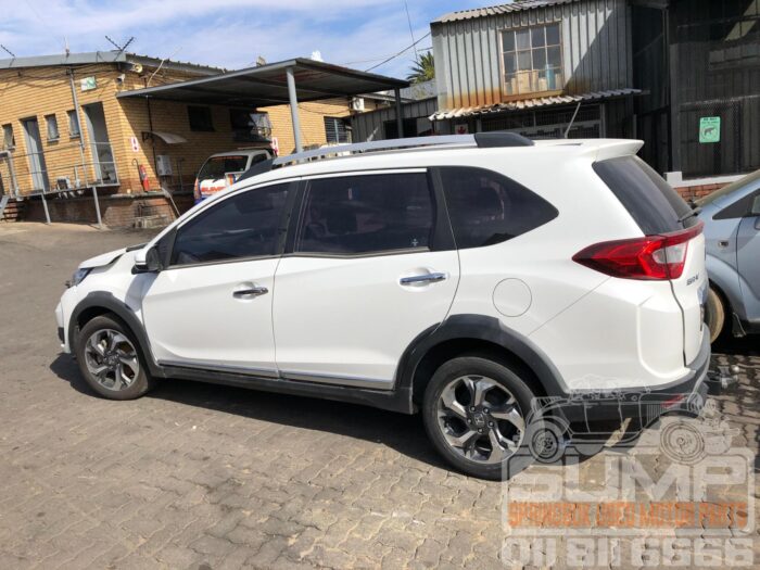 HONDA , BR - V 1 . 5 ELEGANCE CVT , WHITE , 2017 ( 30500 ) - Image 7