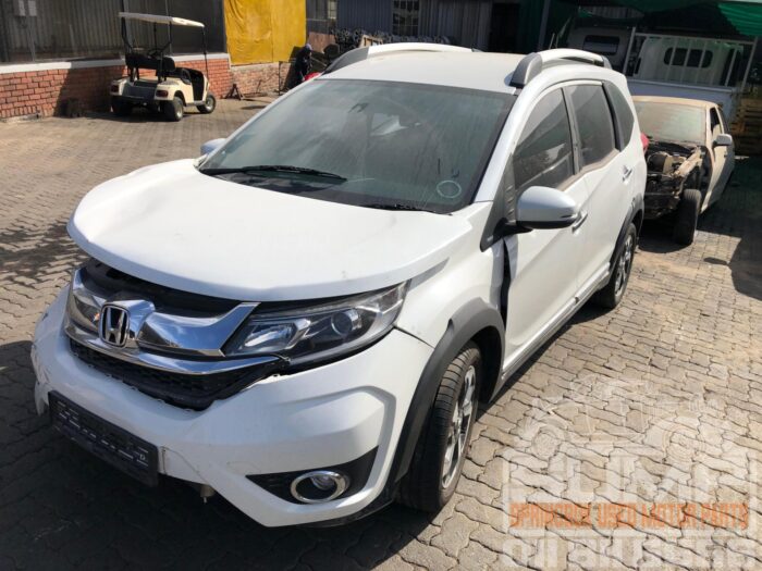 HONDA , BR - V 1 . 5 ELEGANCE CVT , WHITE , 2017 ( 30500 ) - Image 8