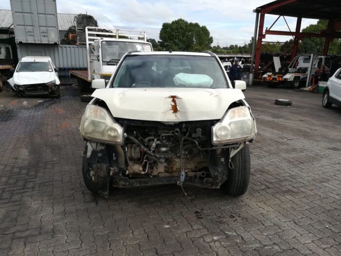 NISSAN , X TRAIL 2 . 0 D XE 4 X 2 ( R 66 ) , WHITE , 2009 ( 29337 )