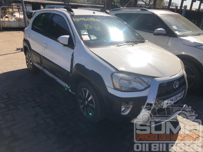 TOYOTA , ETIOS 1 . 5 Xs / SPRINT 5 DR , WHITE , 2013 ( 30554 ) - Image 2