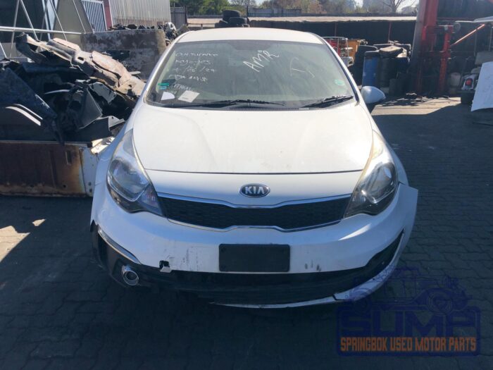 KIA , RIO 1 . 4 5 DR A / T , WHITE , 2016 ( 30080 )