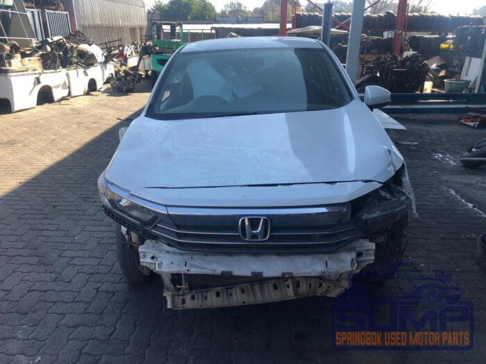 HONDA , AMAZE 1 . 2 COMFORT , WHITE , 2022 ( 30085 )