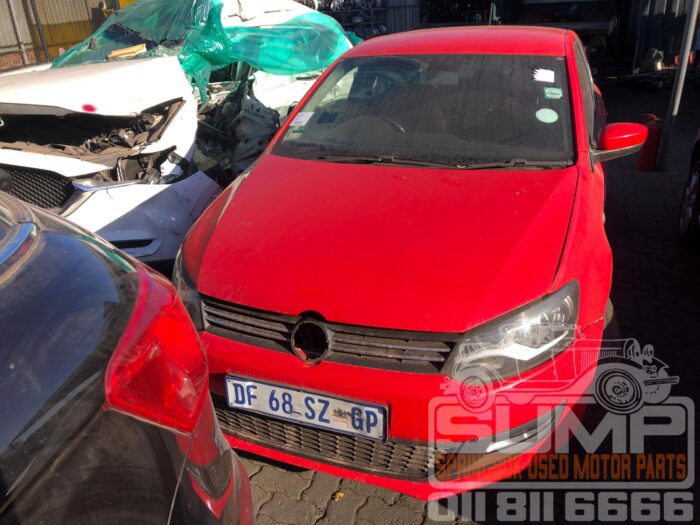 VOLKSWAGEN , POLO 1 . 6 COMFORTLINE TIP , RED , 2014 ( 30556 )