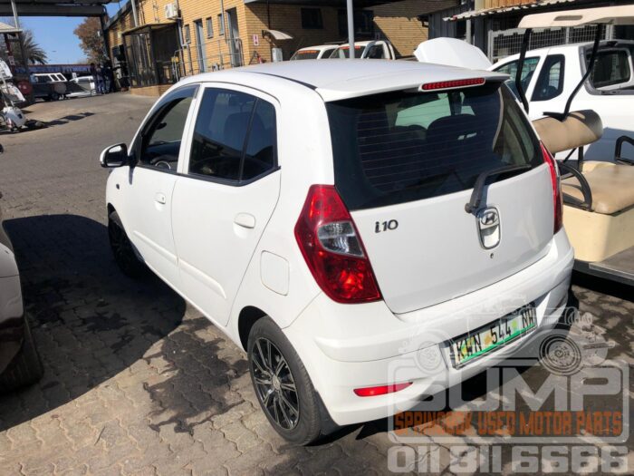 HYUNDAI , I 10 1 . 1 GLS / MOTION , WHITE , 2014 ( 30601 ) - Image 6