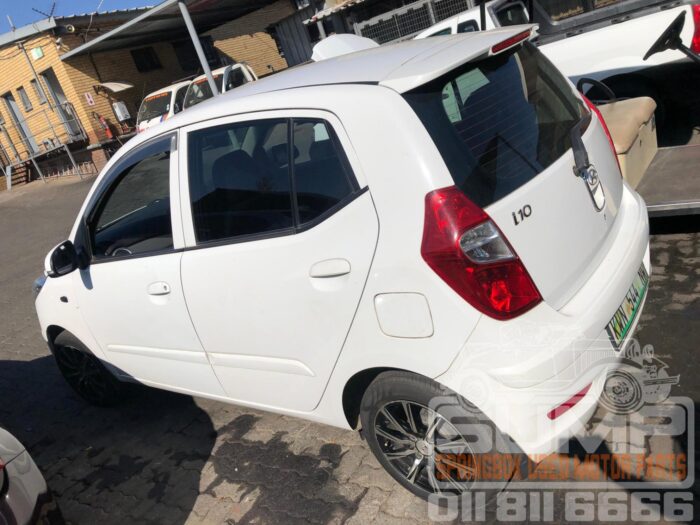 HYUNDAI , I 10 1 . 1 GLS / MOTION , WHITE , 2014 ( 30601 ) - Image 7