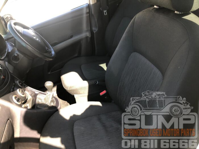 HYUNDAI , I 10 1 . 1 GLS / MOTION , WHITE , 2014 ( 30601 ) - Image 10