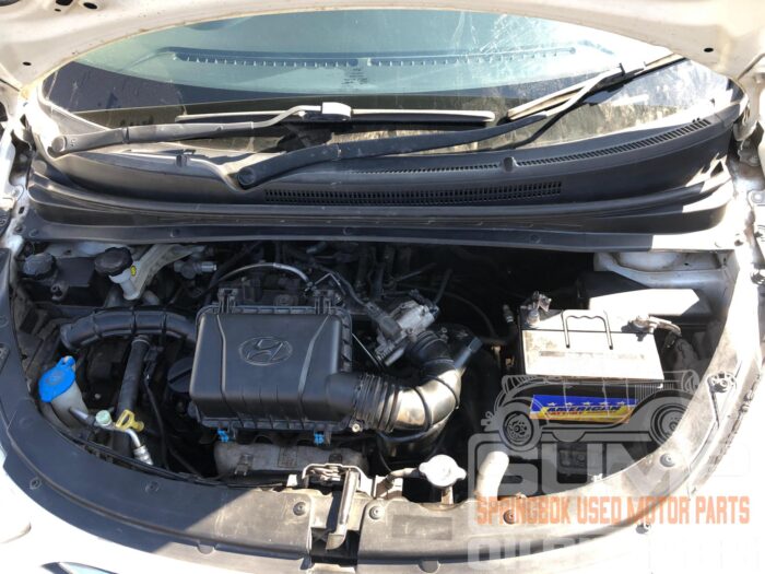 HYUNDAI , I 10 1 . 1 GLS / MOTION , WHITE , 2014 ( 30601 ) - Image 11