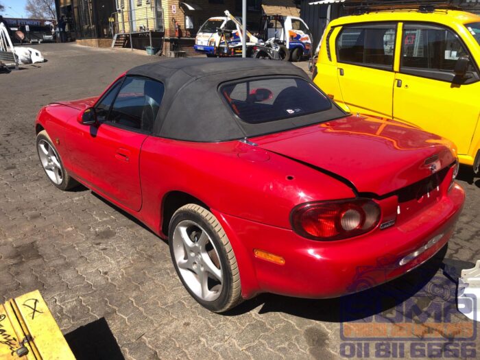 MAZDA , MX 5 1 . 8 i NB , RED , 2001 ( 30111 ) - Image 6