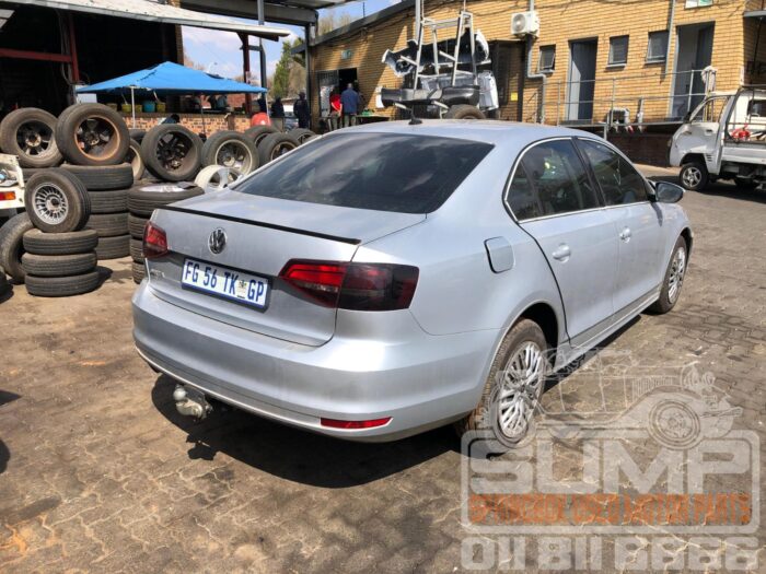VOLKSWAGEN JETTA GP 1 . 6 CONCEPTLINE SILVER 2016 ( 30730 ) - Image 4