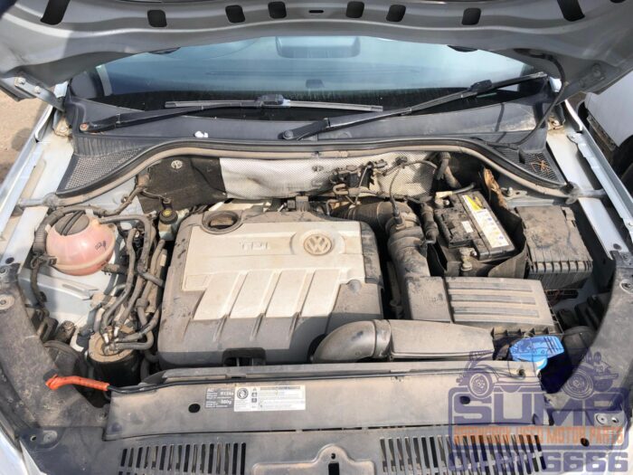 VOLKSWAGEN , TIGUAN 2 . 0 TDI SPORT - STYLE 4 M TIP , SILVER , 2010 ( 30220 ) - Image 10