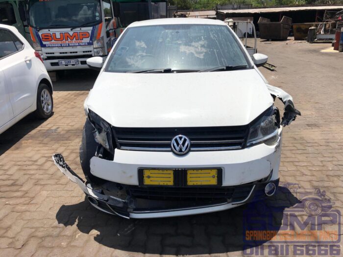 VOLKSWAGEN , POLO VIVO 1 . 4 ( 5 DR ) , WHITE , 2018 ( 30223 )
