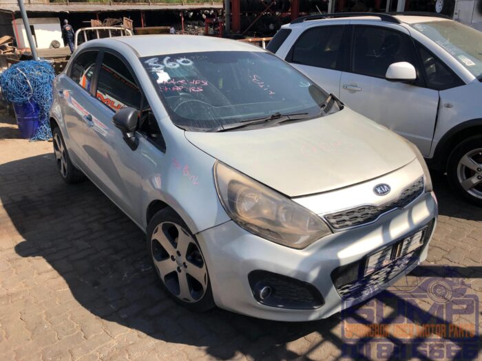 KIA RIO 1 . 4 5 DR GREY 2013 ( 30233 ) - Image 2