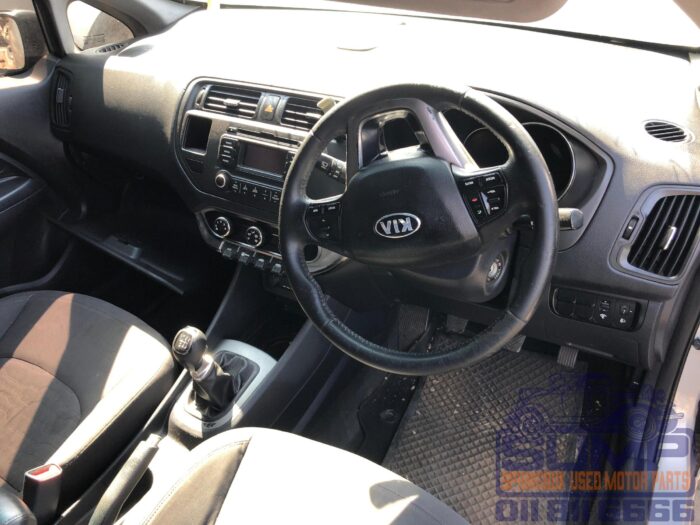 KIA RIO 1 . 4 5 DR GREY 2013 ( 30233 ) - Image 9