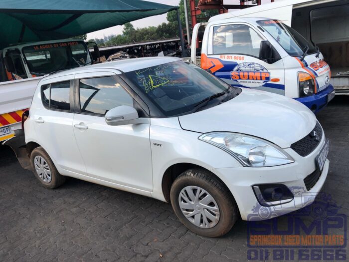 SUZUKI SWIFT 1 . 2 GL WHITE 2017 ( 30261 ) - Image 3