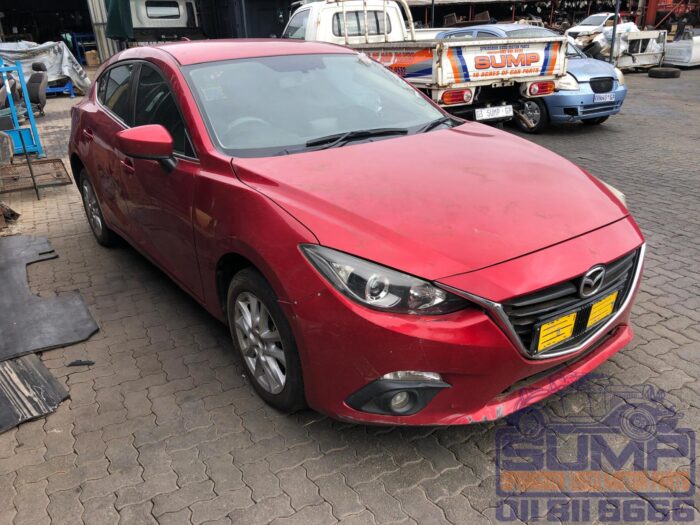 MAZDA , MAZDA 3 1 . 6 DYNAMIC 5 DR , RED , 2016 ( 30298 ) - Image 2