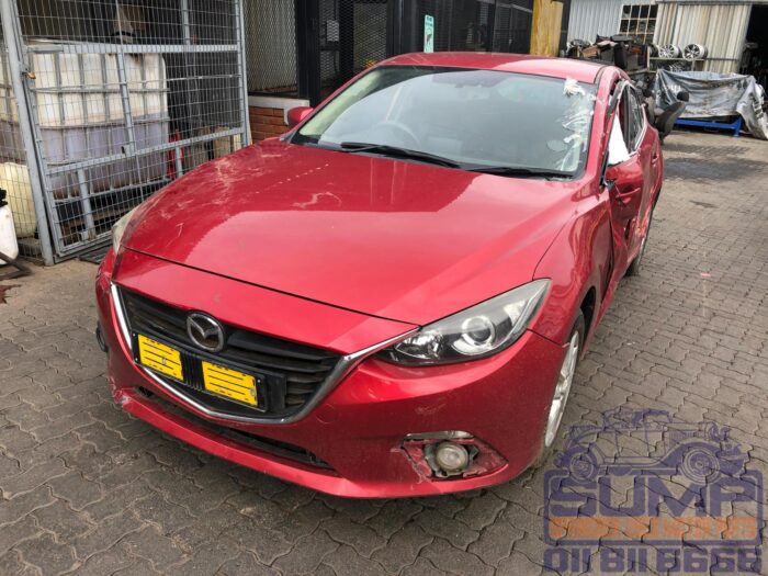 MAZDA , MAZDA 3 1 . 6 DYNAMIC 5 DR , RED , 2016 ( 30298 ) - Image 8