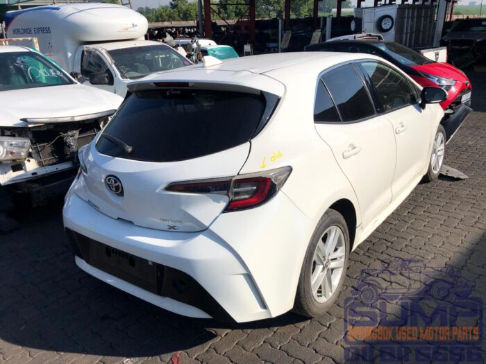 TOYOTA , COROLLA 1 . 2 T XS CVT ( 5 DR ) , WHITE , 2020 ( 30324 ) - Image 4