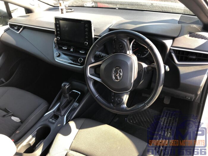 TOYOTA , COROLLA 1 . 2 T XS CVT ( 5 DR ) , WHITE , 2020 ( 30324 ) - Image 9