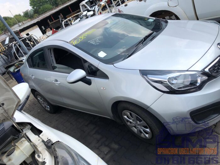KIA , RIO 1 . 2 4 DR , SILVER , 2015 ( 30382 ) - Image 3