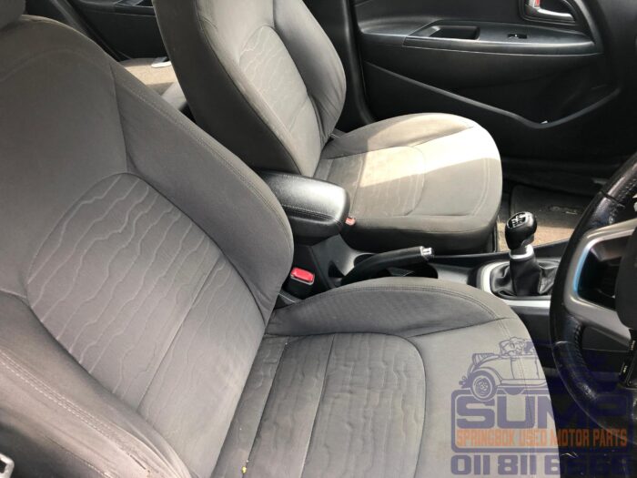 KIA , RIO 1 . 4 5 DR , SILVER , 2012 ( 30395 ) - Image 10