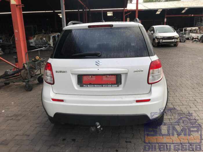 SUZUKI , SX 4 2 . 0 CVT , WHITE , 2012 ( 30397 ) - Image 5
