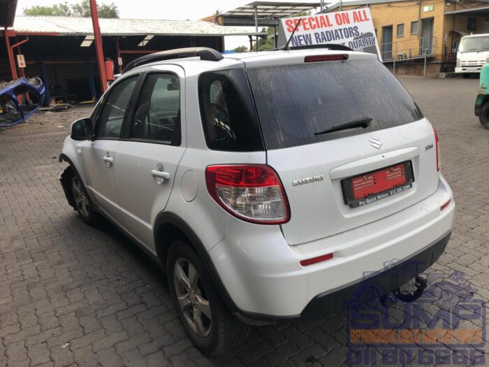 SUZUKI , SX 4 2 . 0 CVT , WHITE , 2012 ( 30397 ) - Image 6
