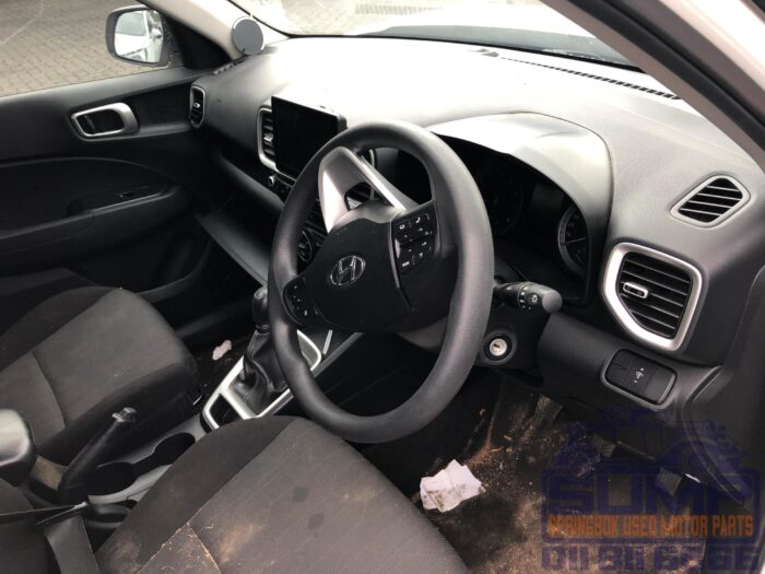 HYUNDAI , VENUE 1 . 2 MOTION , WHITE , 2022 ( 30407 ) - Image 9