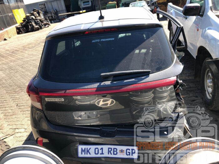 HYUNDAI , GRAND i 10 1 . 0 MOTION / PREMIUM , GRAY , 2023 ( 30719 ) - Image 5