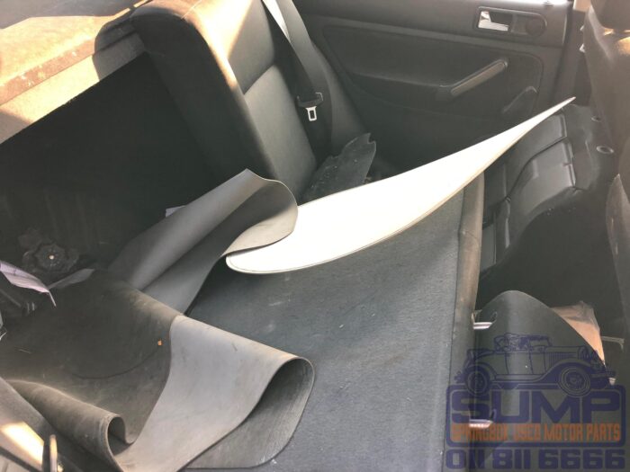 VOLKSWAGEN , JETTA IV 1 . 6 , BLUE , 2004 ( 30419 ) - Image 11