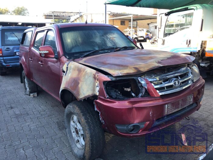 TATA , XENON 2 . 2 DLE D / C , MAROON , 2013 ( 29909 ) - Image 2