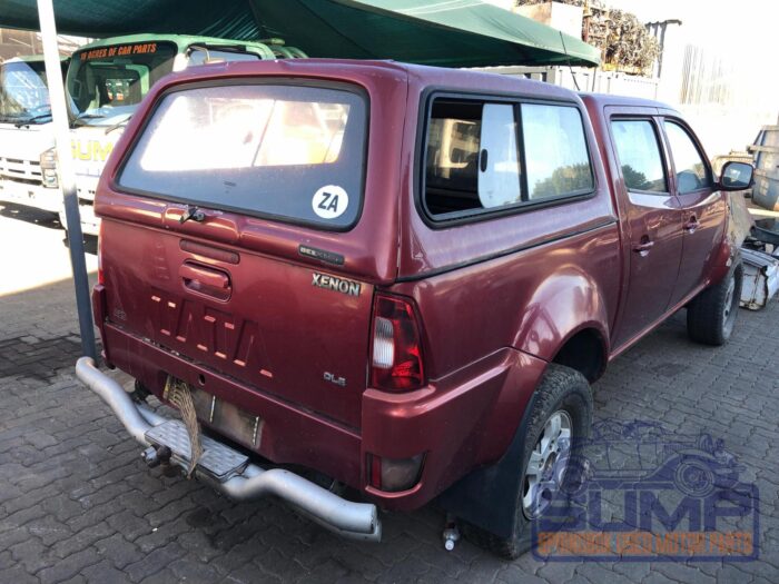 TATA , XENON 2 . 2 DLE D / C , MAROON , 2013 ( 29909 ) - Image 4