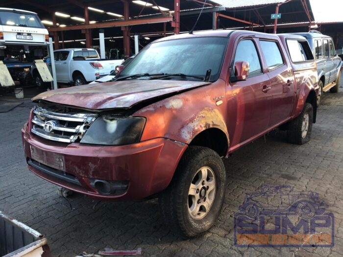 TATA , XENON 2 . 2 DLE D / C , MAROON , 2013 ( 29909 ) - Image 8
