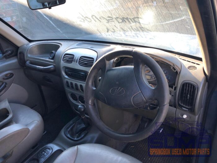 MAHINDRA , SCORPIO REV 116 2 WD , BLUE , 2006 ( 29910 ) - Image 9